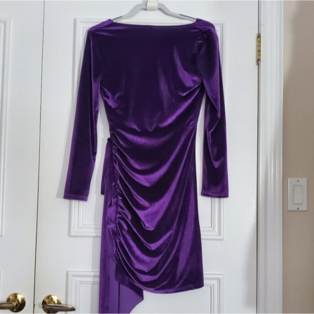 House of Harlow 1960 Velvet Wrap Sash Dress - Picture 9 of 16